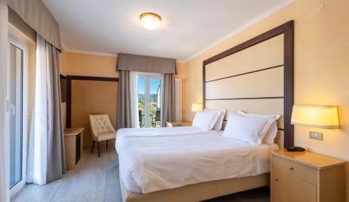 Twin Room with Sea View