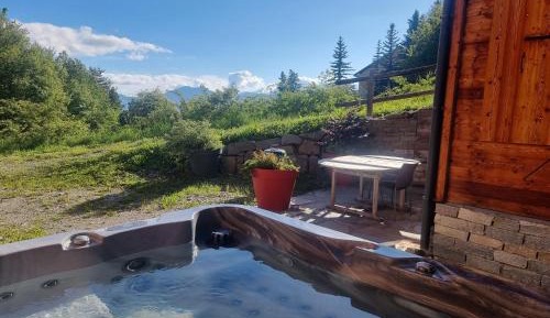 Two-Bedroom Chalet with Jacuzzi