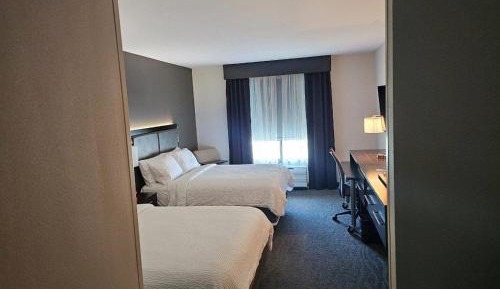 2 Queen Standard Room City View