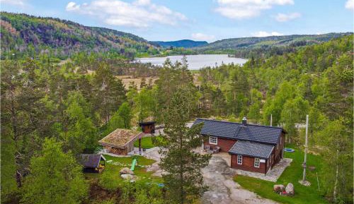 Three-Bedroom Holiday Home 