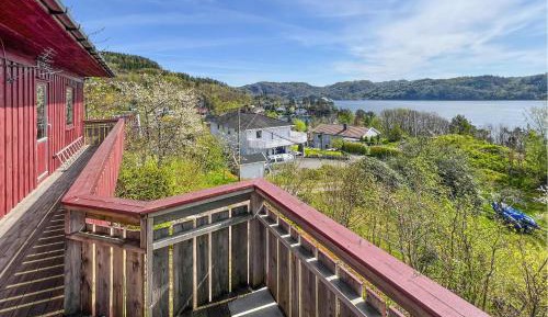 Four-Bedroom Holiday Home