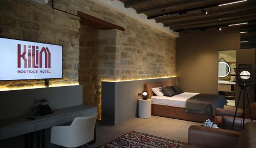 Suite with Balcony