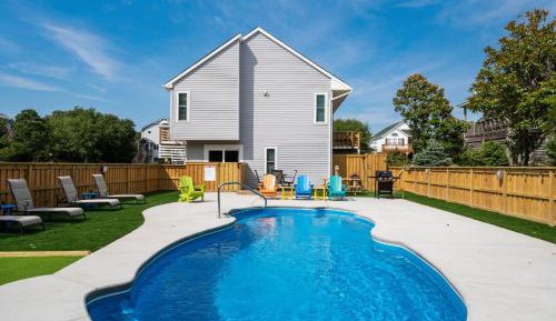 Four-Bedroom Holiday Home