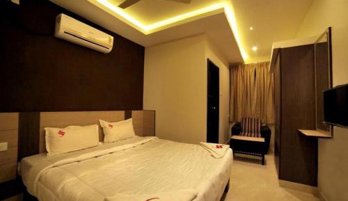Deluxe Double Room with Bath