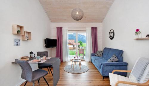 Superior One-Bedroom Apartment with Balcony