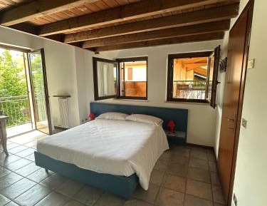 Triple Room with Garden View