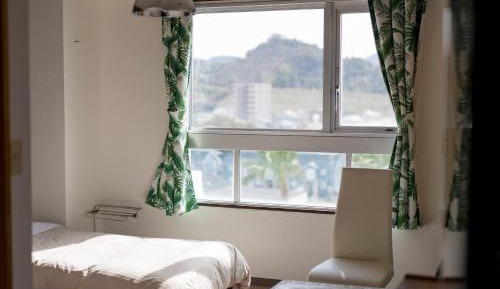 Twin Room with Mountain View