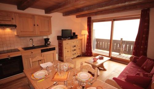 Apartment (6 Adults)