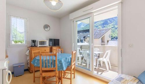 Apartment (4 Adults)