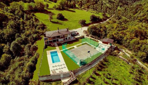 Villa with Private Pool