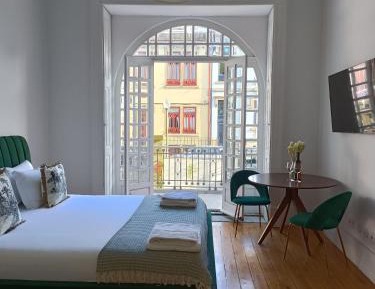 Deluxe King Studio