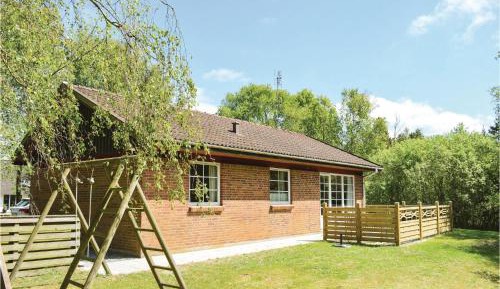 Three-Bedroom Holiday Home 