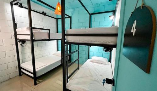 Quadruple Room with Shared Bathroom