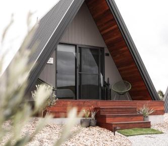 Hardtop Glamping with Garden View (Toilet only)