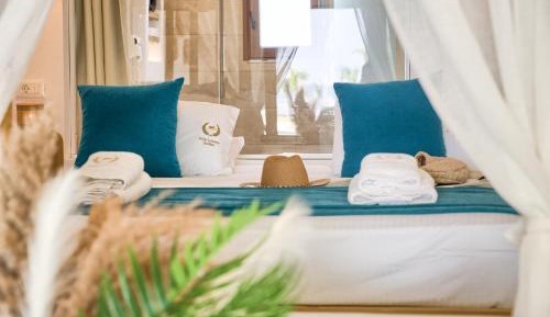 Oceanfront Junior Suite with private pool and jacuzzi