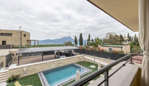 Three-Bedroom Superior Apartment