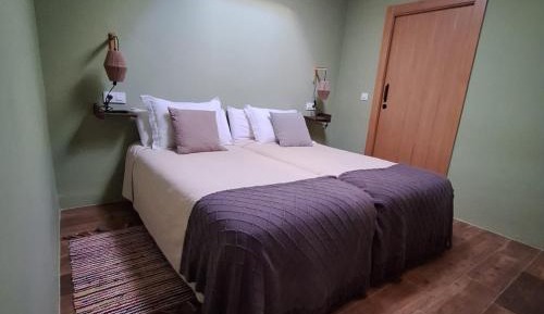 Twin Room with Private Bathroom