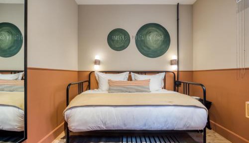 Two-Bedroom Deluxe Apartment
