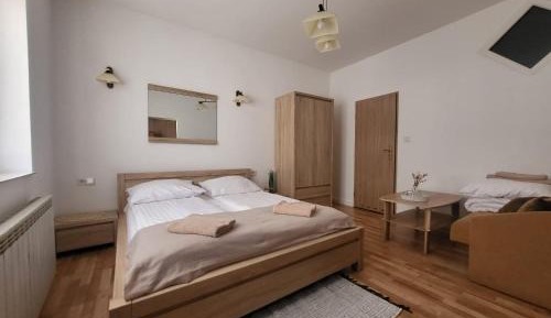 Triple Room with Private Bathroom