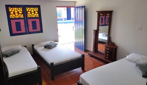 Quadruple Room with Private Bathroom