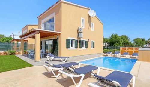 Four-Bedroom Villa