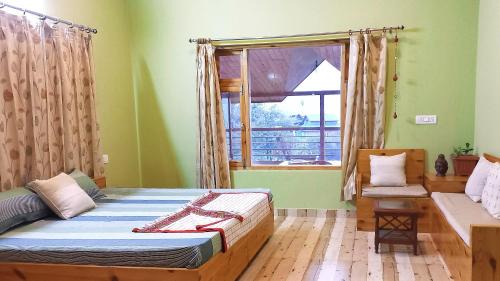 Family Room with Mountain View