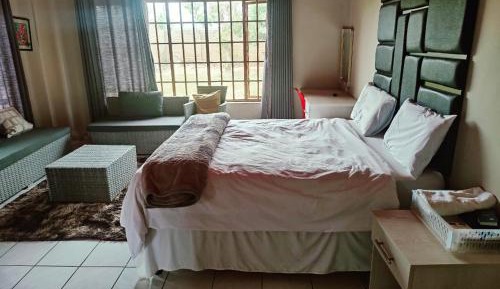 Queen Room