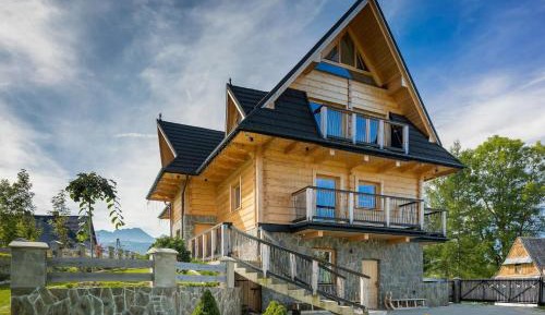 Seven-Bedroom House