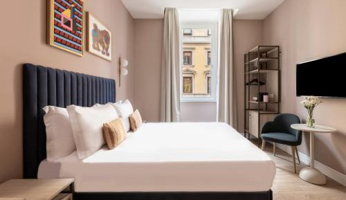 Medium Room with Extra Single Bed