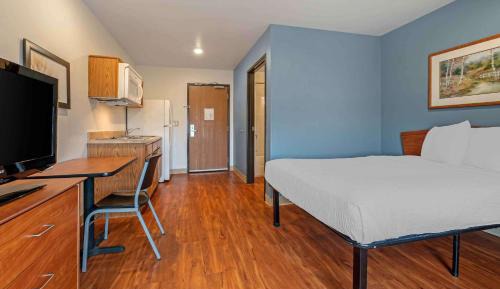 Standard Double Room - Non-Smoking