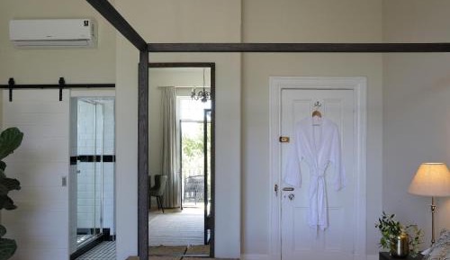 Deluxe Double Room with Balcony and Sea View