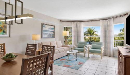 One-Bedroom Villa with Garden View