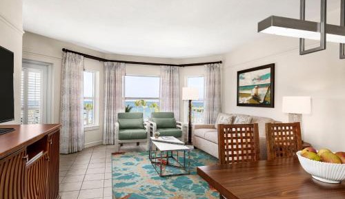 One-Bedroom Villa with Oceanfront View