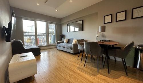 One-Bedroom Apartment (4 Adults)