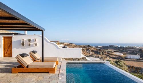 Deluxe Two Bedroom Villa Private Pool & Sea View