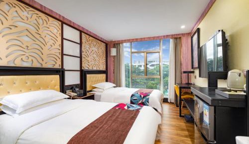 Elegant Twin Room