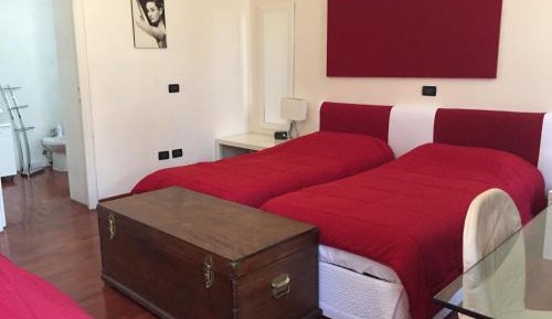 Double or Twin Room with Private Bathroom
