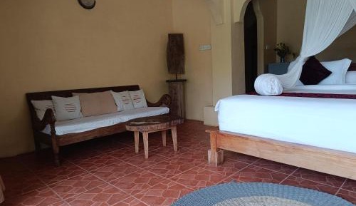 Junior Suite with Mountain and Pool View 