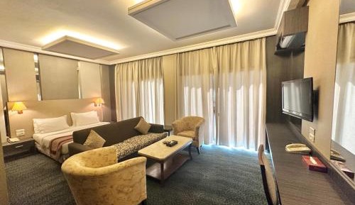 Junior Suite