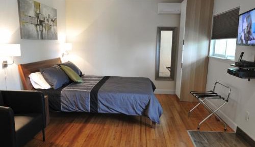 Studio (2 Adults)