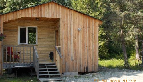Standard Bungalow with Fan- Mudders Cabin