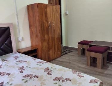 Deluxe Room (2 Adults + 1 Child)