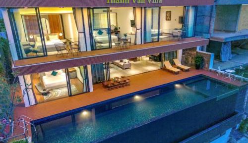 Villa - Beach Front