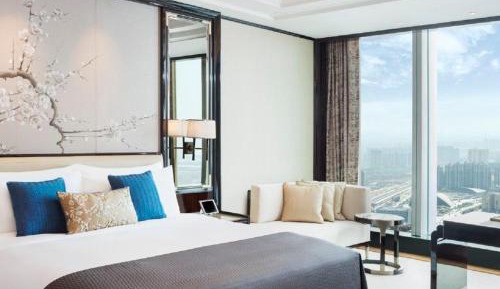 Caroline Astor Suite