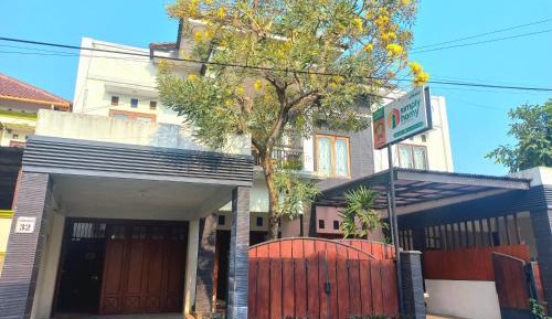 Six-Bedroom House