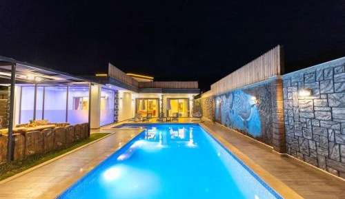 Two-Bedroom Villa