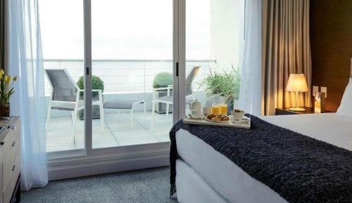 Junior Suite with Queen Bed and Balcony