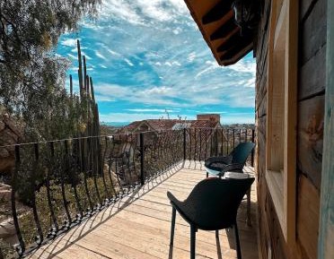 Suite with Mountain View