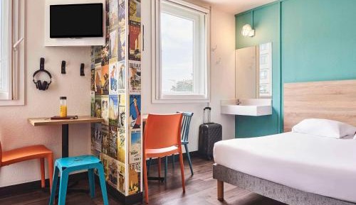 4-Bed Dormitory Room with Shared Bathroom