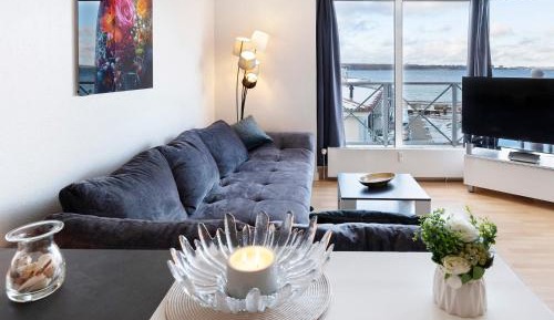 Superior One-Bedroom Apartment with Balcony